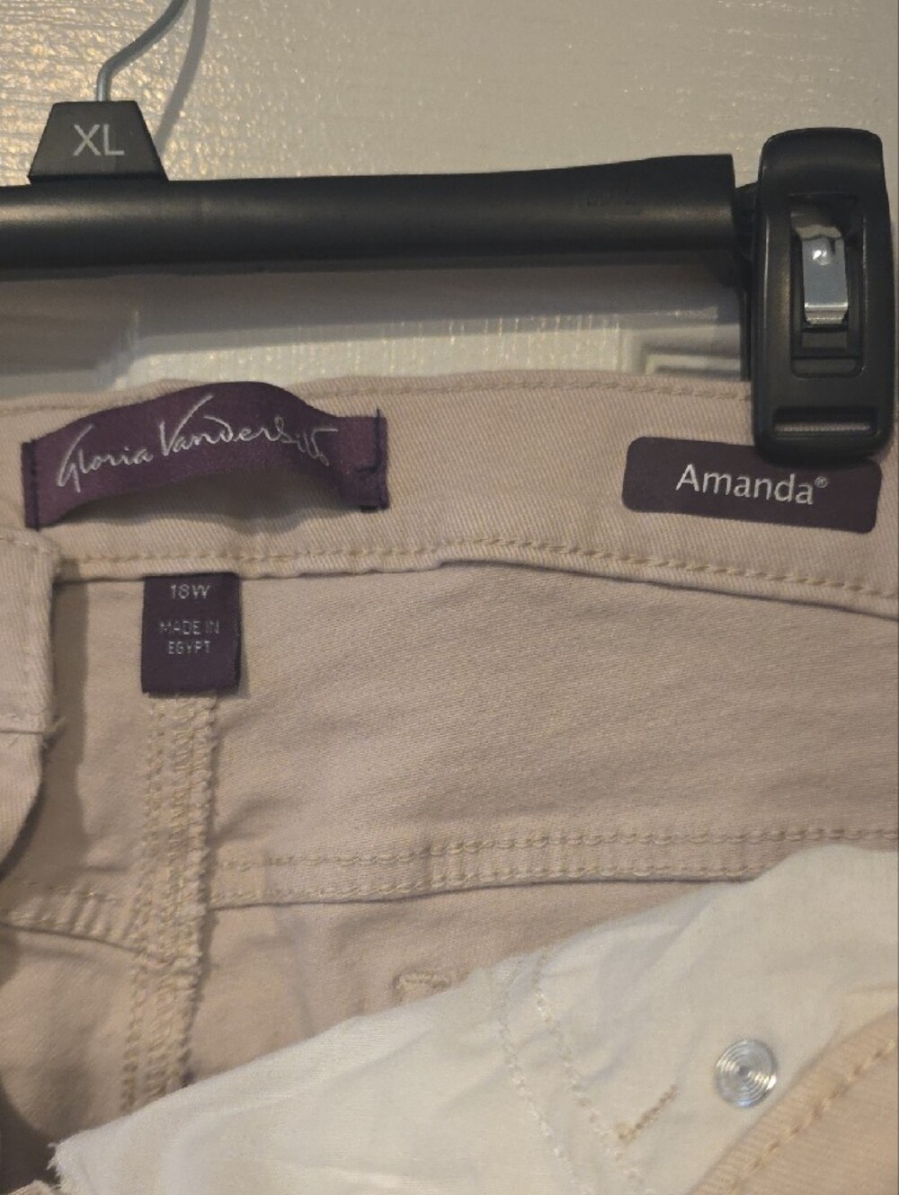 Gloria Vanderbilt Light Tan Straight-Leg Jeans - Picture 2 of 3
